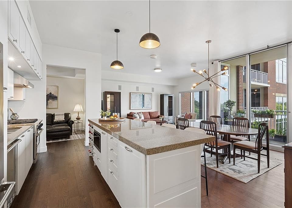 1st image of 1820 Peachtree St Unit 704