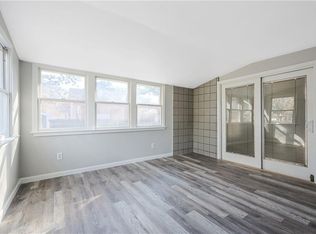 249 Holly Rd, South Kingstown, RI 02879