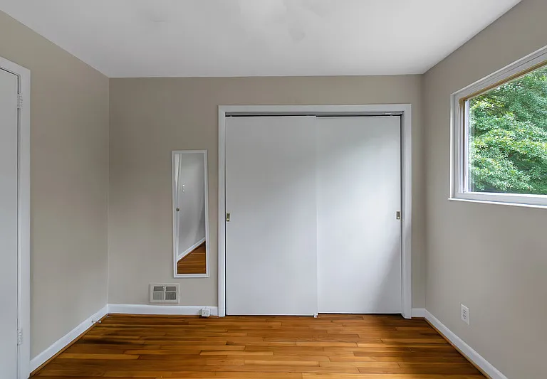2080 Dundee Dr SE — Photo 17