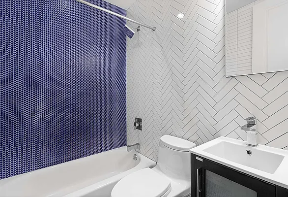 Rented by PREX Realty Corp | media 20