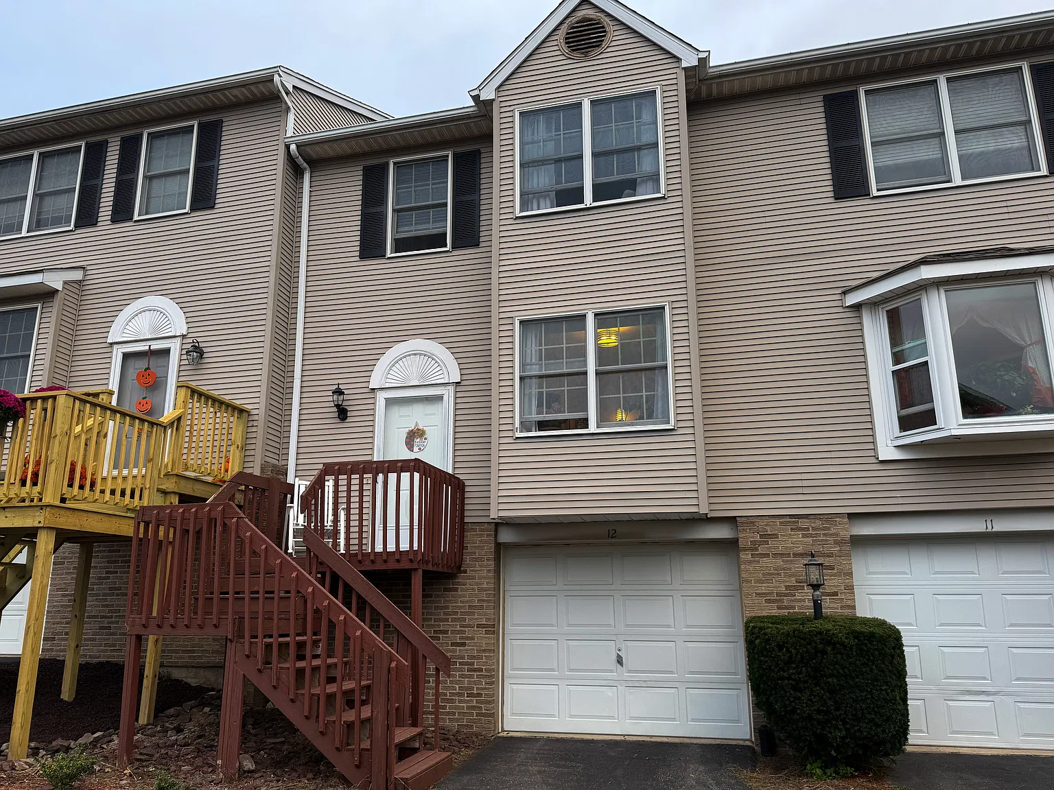 12 Briarwood Way — Photo 1