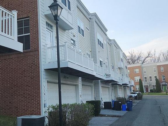 2nd image of 11612 Leesborough Cir