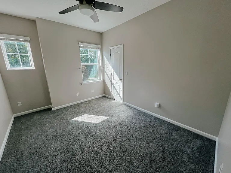 2246 Eagle Perch Pl — Photo 9