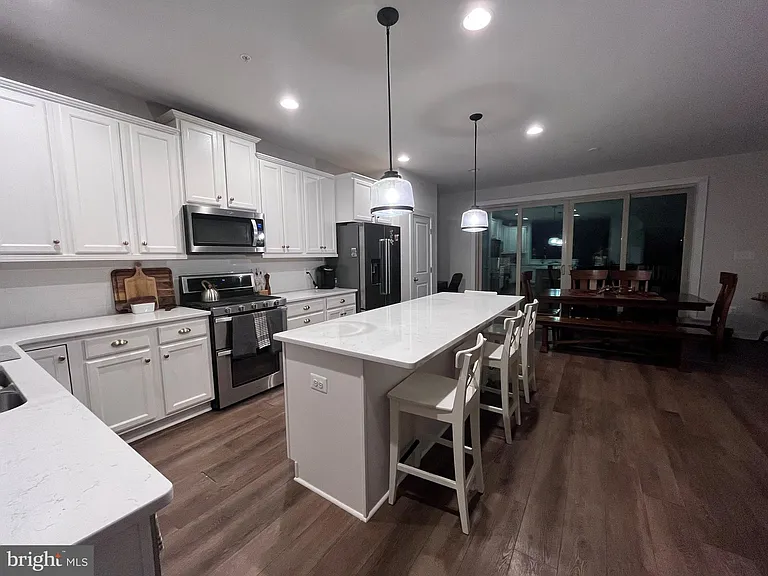 8729 Shady Pines Dr — Photo 5