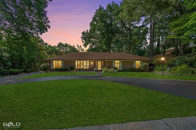 1st image of 309 Millicent Way