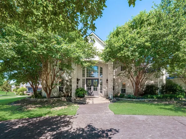 1821 Plum Creek Dr, Midlothian, TX 76065