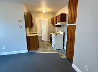 596-598 Brock Ave #2S, New Bedford, MA 02744