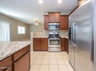8754 N Mugho Pine Trl, Tucson, AZ 85743