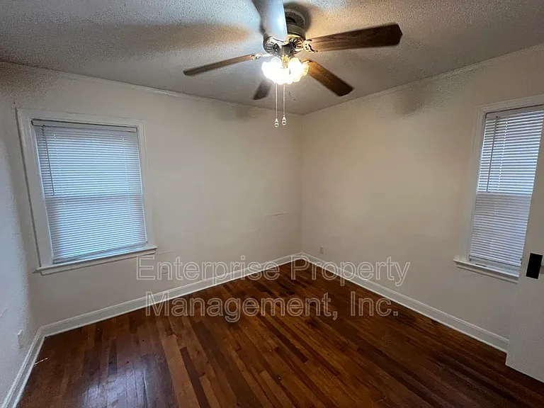 801 Bowen Cir — Photo 20