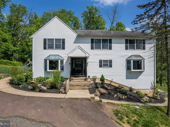 114 Alyssa Ln, Perkiomenville, PA 18074