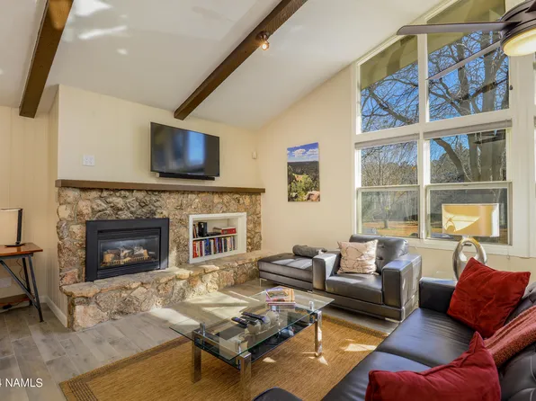 2017 N Country Club Dr, Flagstaff, AZ 86004
