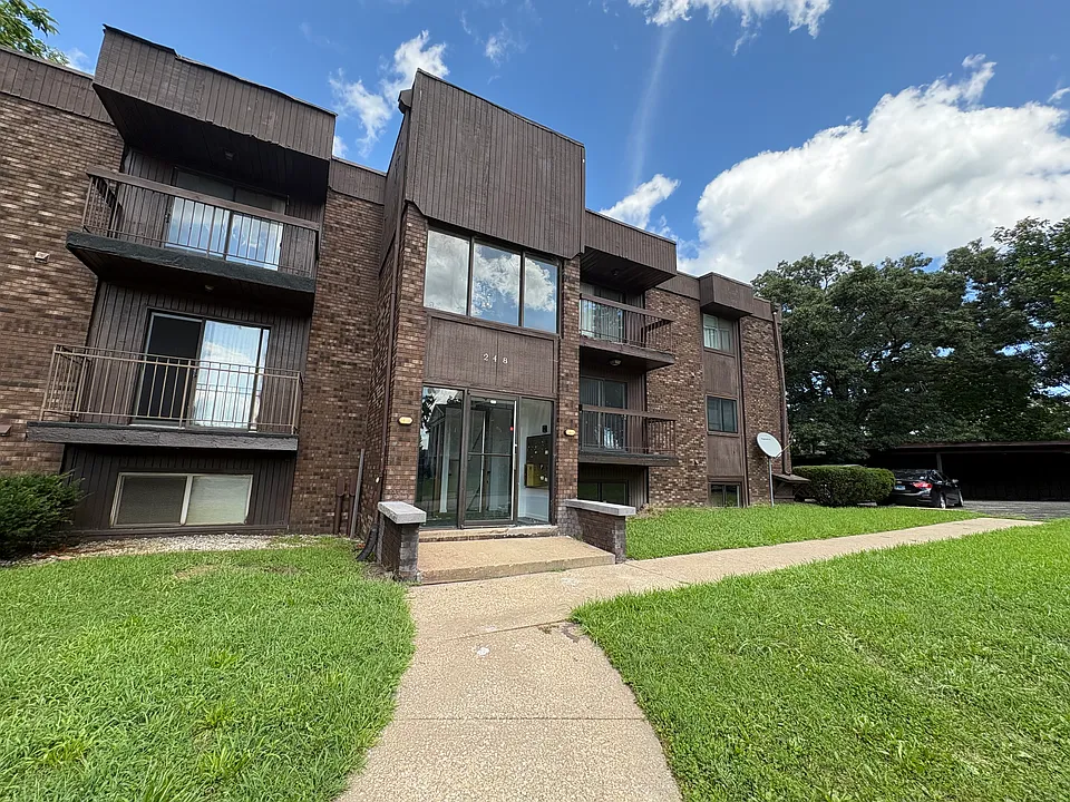 248 E Oak Cliff Ct #5