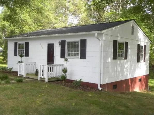 203 Forrest St, Stoneville, NC 27048
