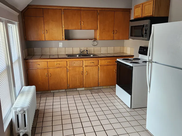 1316 Michigan Ave #2 — Photo 3
