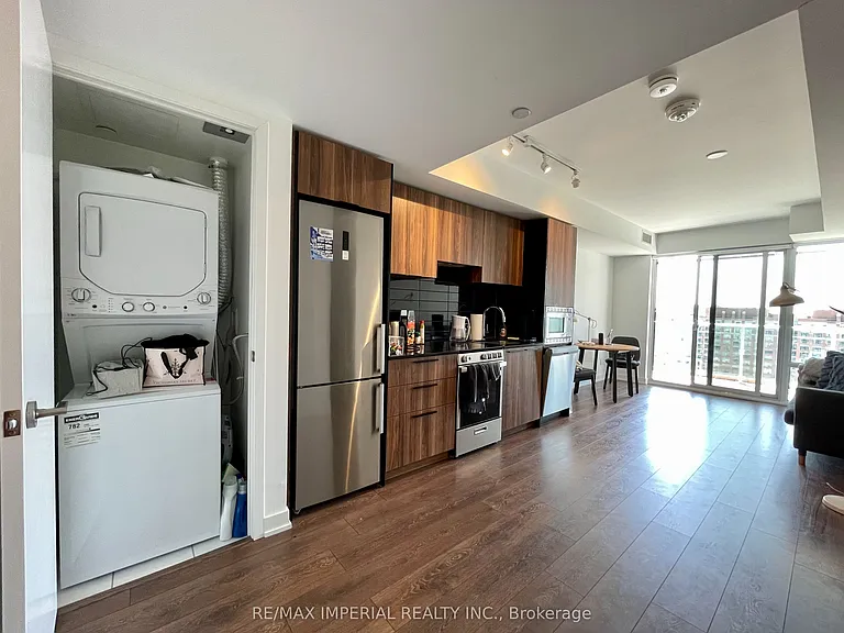 18 Maitland Ter #1507 — Photo 2