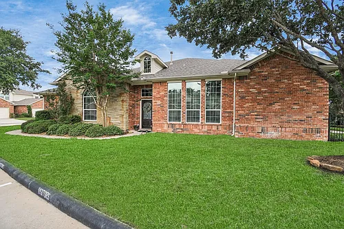 8624 Sunset Loch Dr Photo 1