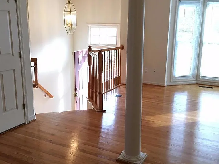 8502 Harvest Oak Dr — Photo 2