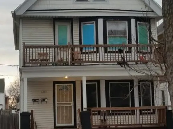 2807 S 11th St, Milwaukee, WI 53215