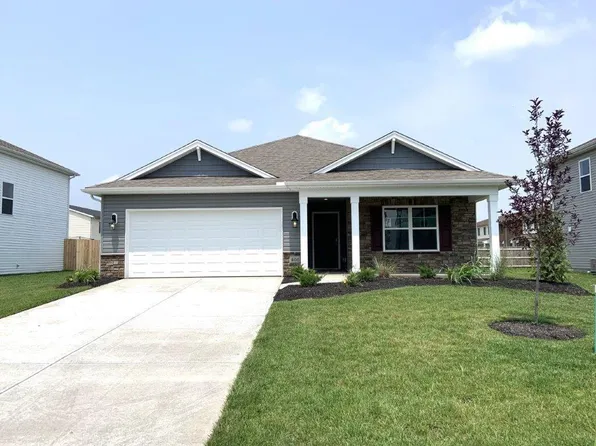 406 E Oak Ave, Trenton, OH 45067