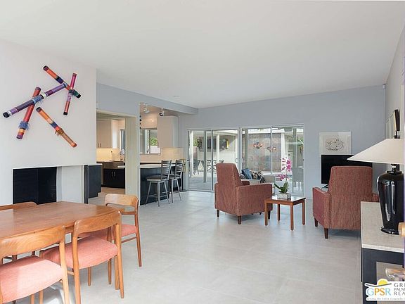 3rd image of 2296 E Desert Palms Dr