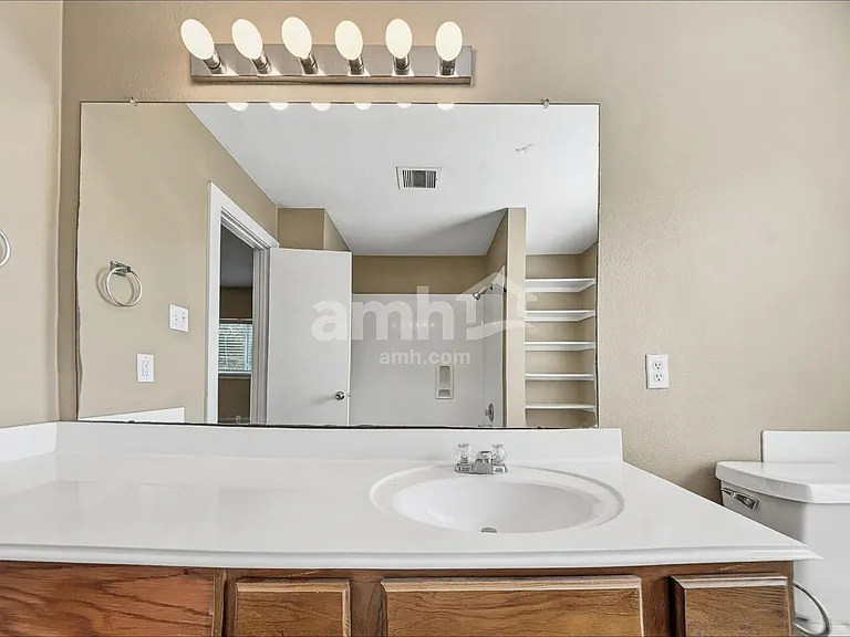 19934 Crested Hill Ln — Photo 11