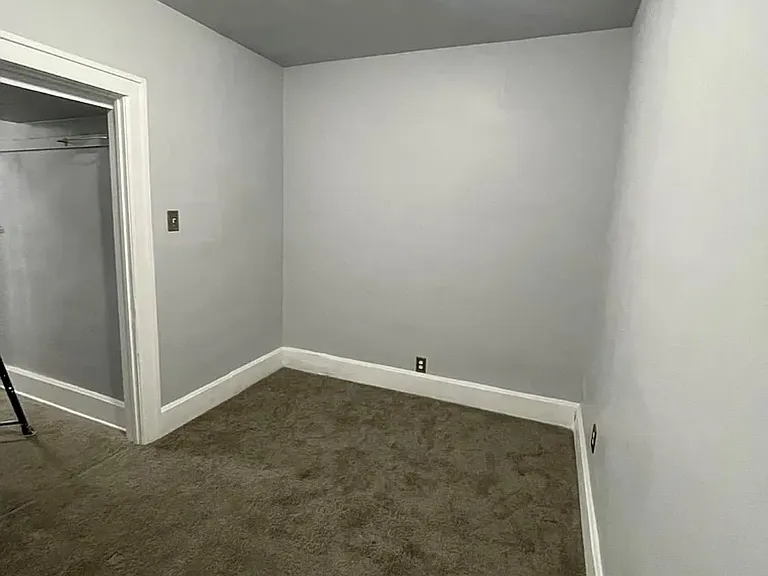 2286 Calvert St — Photo 20