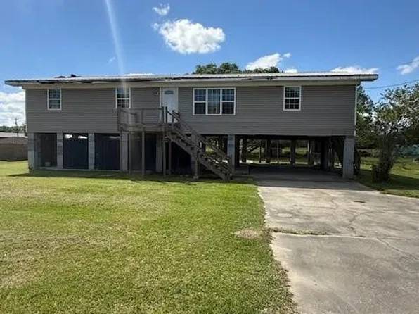 721 N Walter Dr, Erath, LA 70533