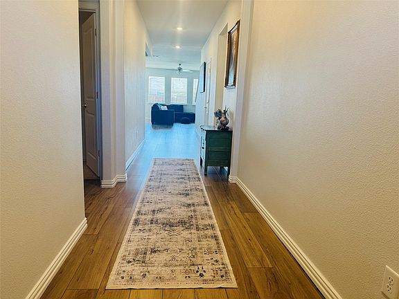3rd image of 5107 Penrose Dr