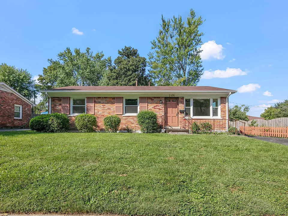 2105 Larkspur Dr