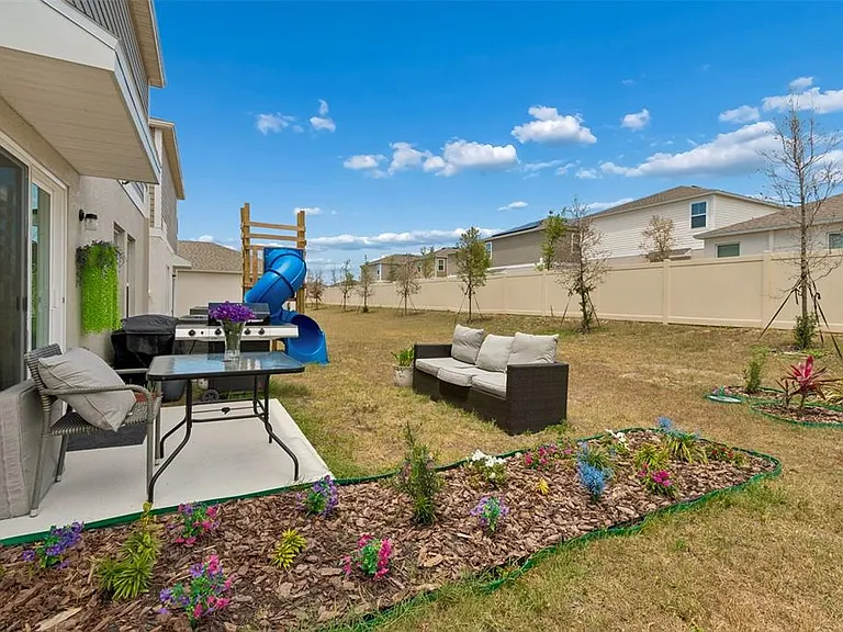 4023 Gardenia Ave — Photo 53
