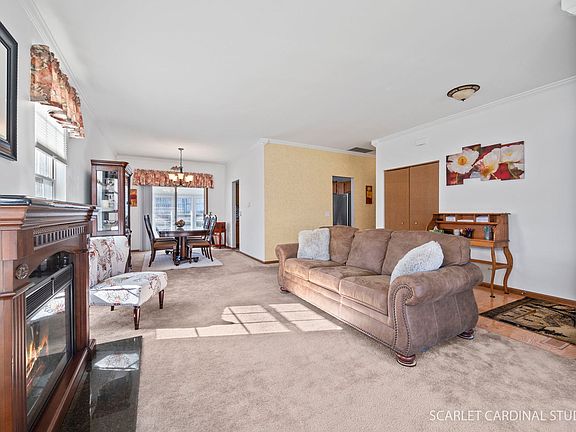 3rd image of 360 Timber Oaks Dr