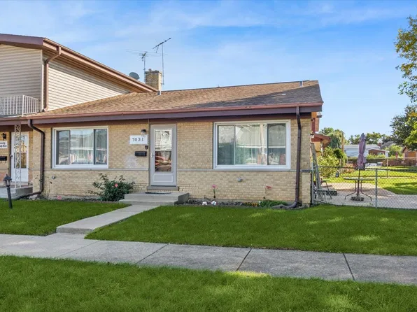 7031 W Crain St, Niles, IL 60714