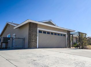 1073 Ricegrass Ln, Tonopah, NV 89049