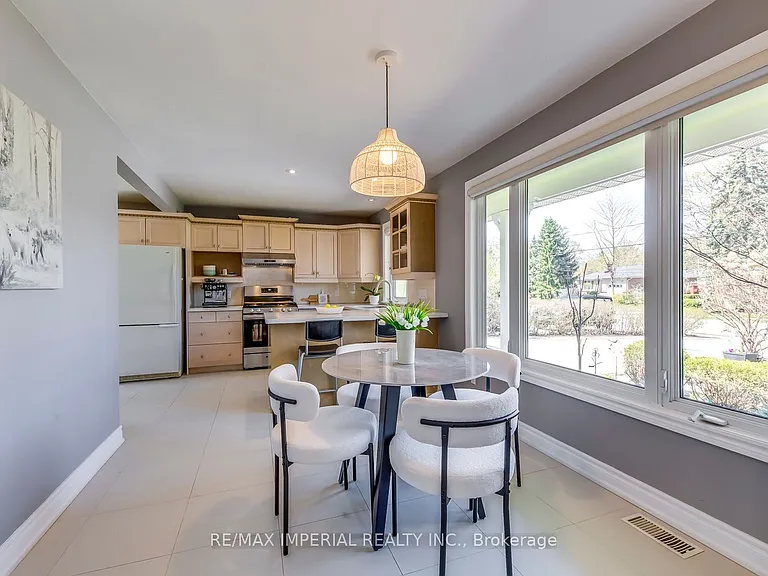 2048 Devon Rd — Photo 14