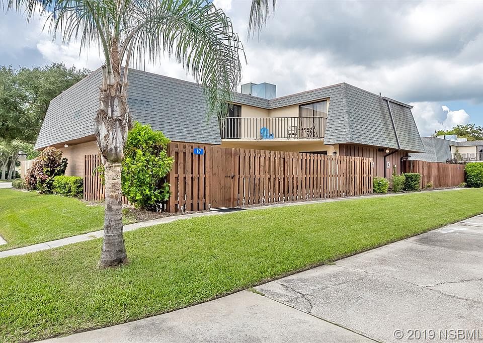 1st image of 17 Cedar Dunes Dr