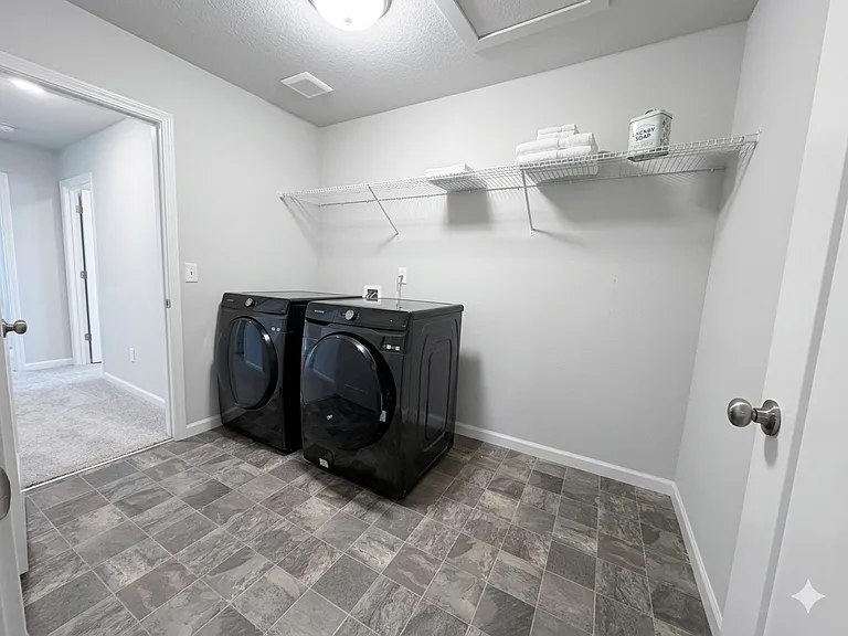 7746 SE Youngs St — Photo 12
