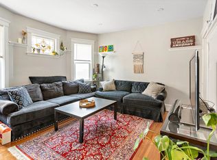 39 Edison Grn #3, Boston, MA 02125