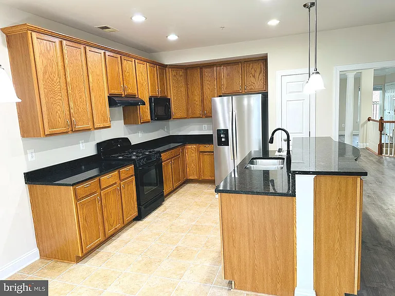 343 Community Center Ave — Photo 8