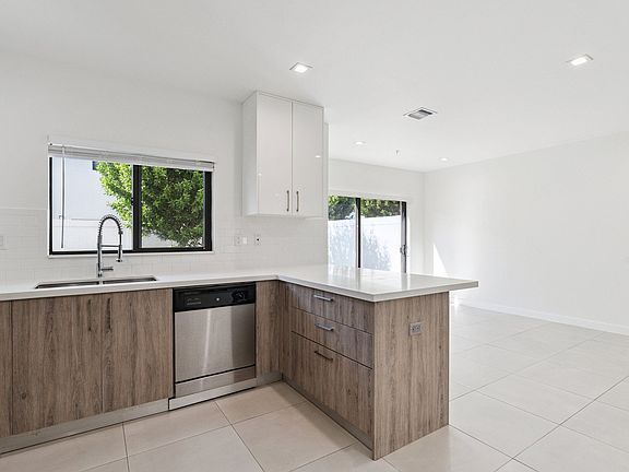 5th image of 3400 NW 191st St #3436