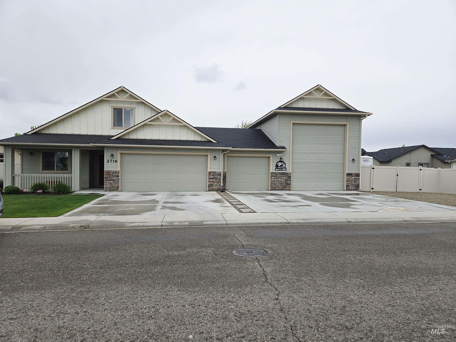 2716 Dogwood Ave, Fruitland, ID 83619 | Zillow