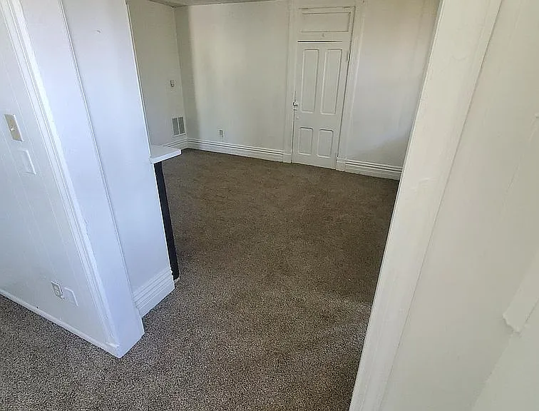 205 N C St #1 — Photo 6
