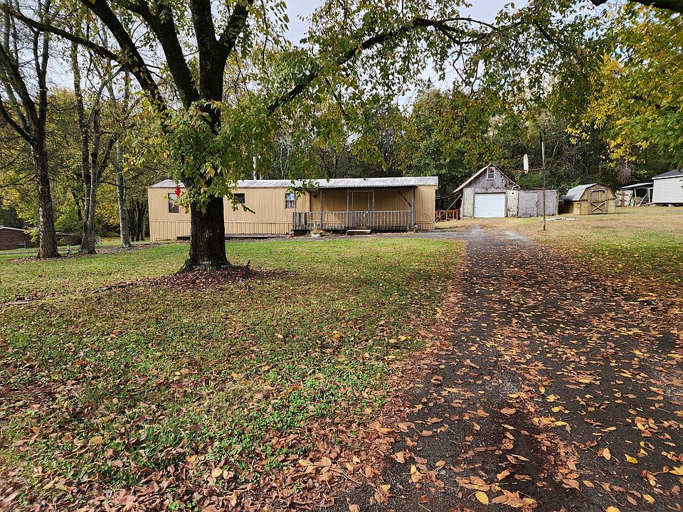 2nd image of 2406 Pleasant View Dr