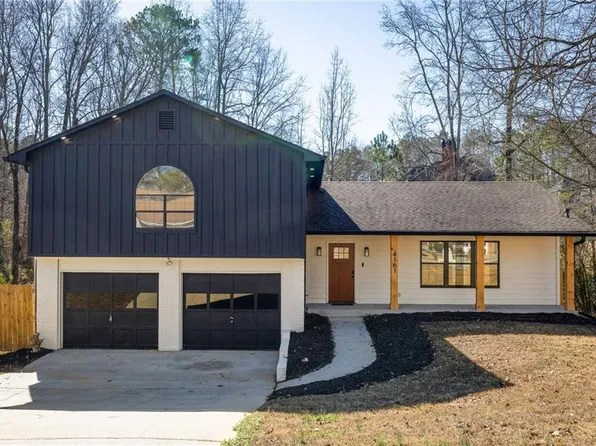 4161 Windermere Dr, Lithonia, GA 30038