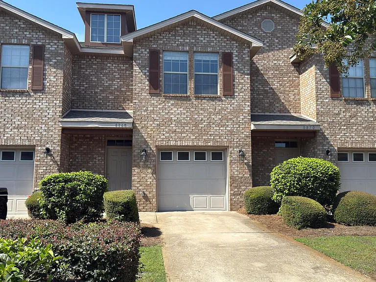 8868 Brown Pelican Cir — Photo 1