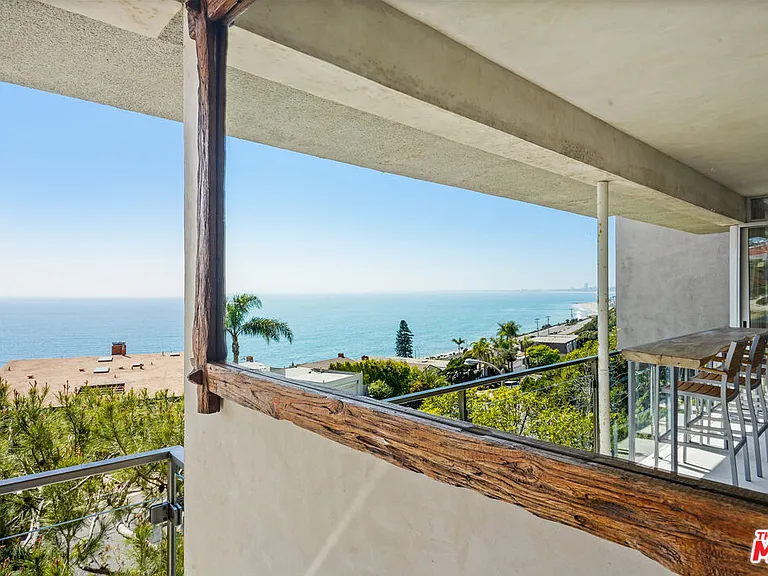 18101 Coastline Dr — Photo 31