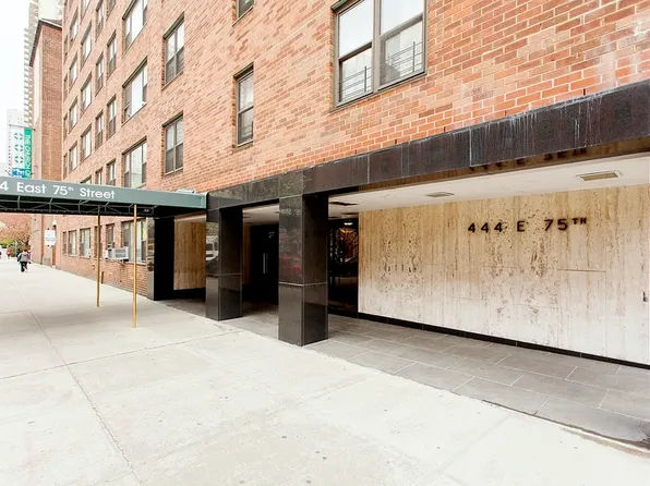 444 East 75th Street image 6 of 9