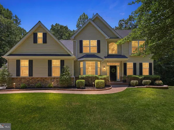 13 Hollybrook Rd, Mullica Hill, NJ 08062