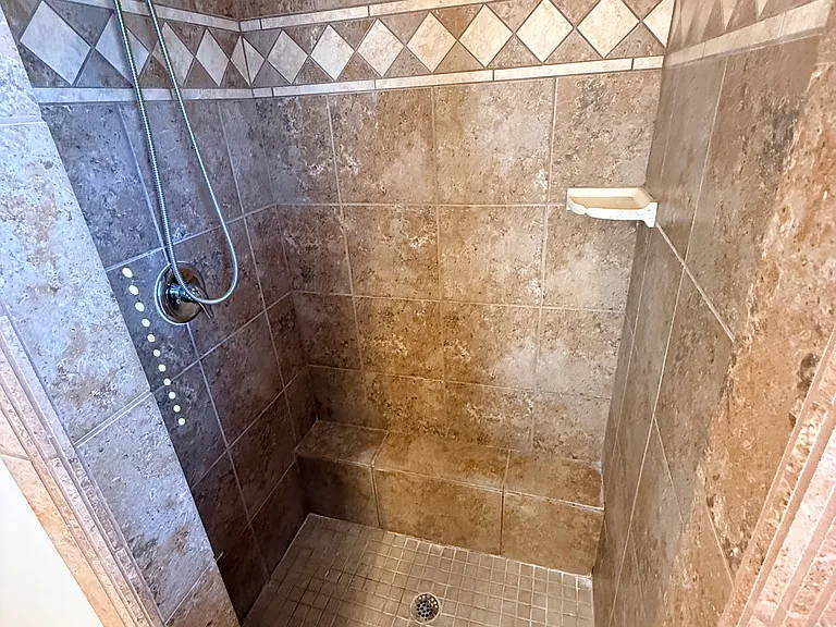 4118 Santiago Way — Photo 24
