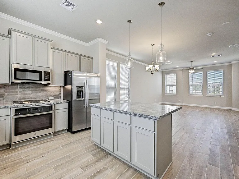 1918 Kirby Landing Dr — Photo 15