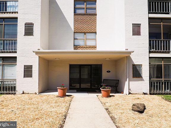 2nd image of 84 Welsh Tract Rd APT 311